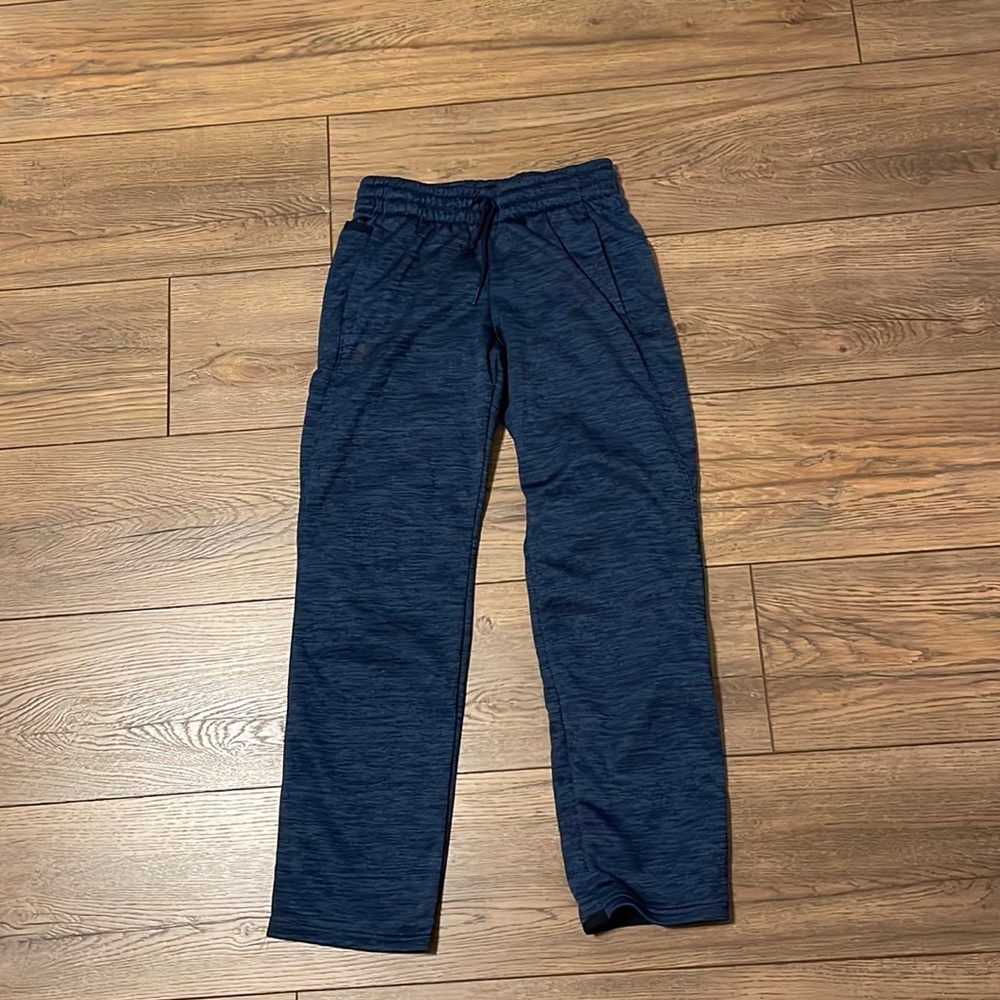 Youth under armour, sweatpants, size medium